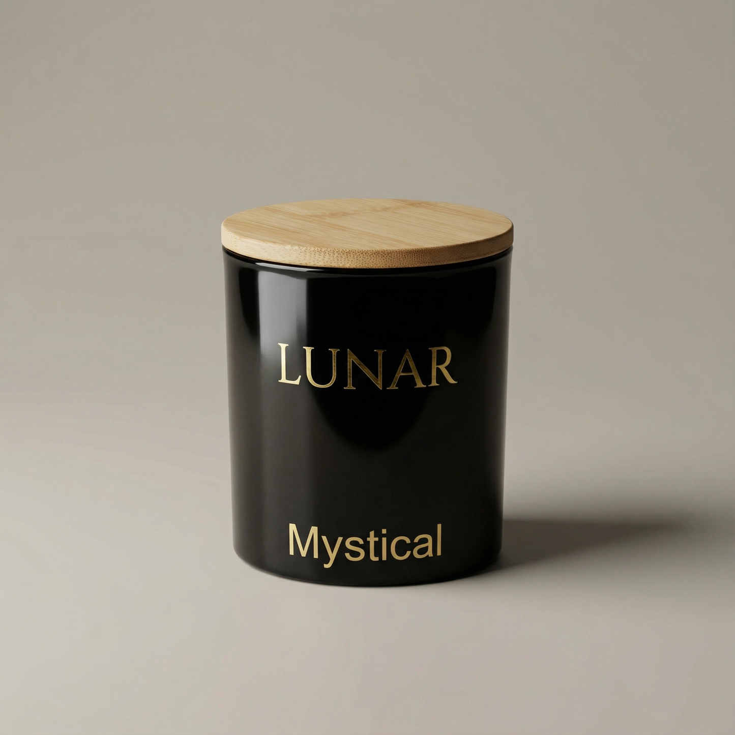 Αρωματικό κερί LUNAR Mystical σε μαύρο glossy ποτήρι με ξύλινο καπάκι και ξύλινο φυτίλι – premium home fragrance and gifts